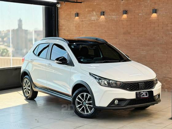 FIAT ARGO 1.3 FIREFLY FLEX TREKKING MANUAL FIAT ARGO 1.3 FIREFLY FLEX TREKKING MANUAL